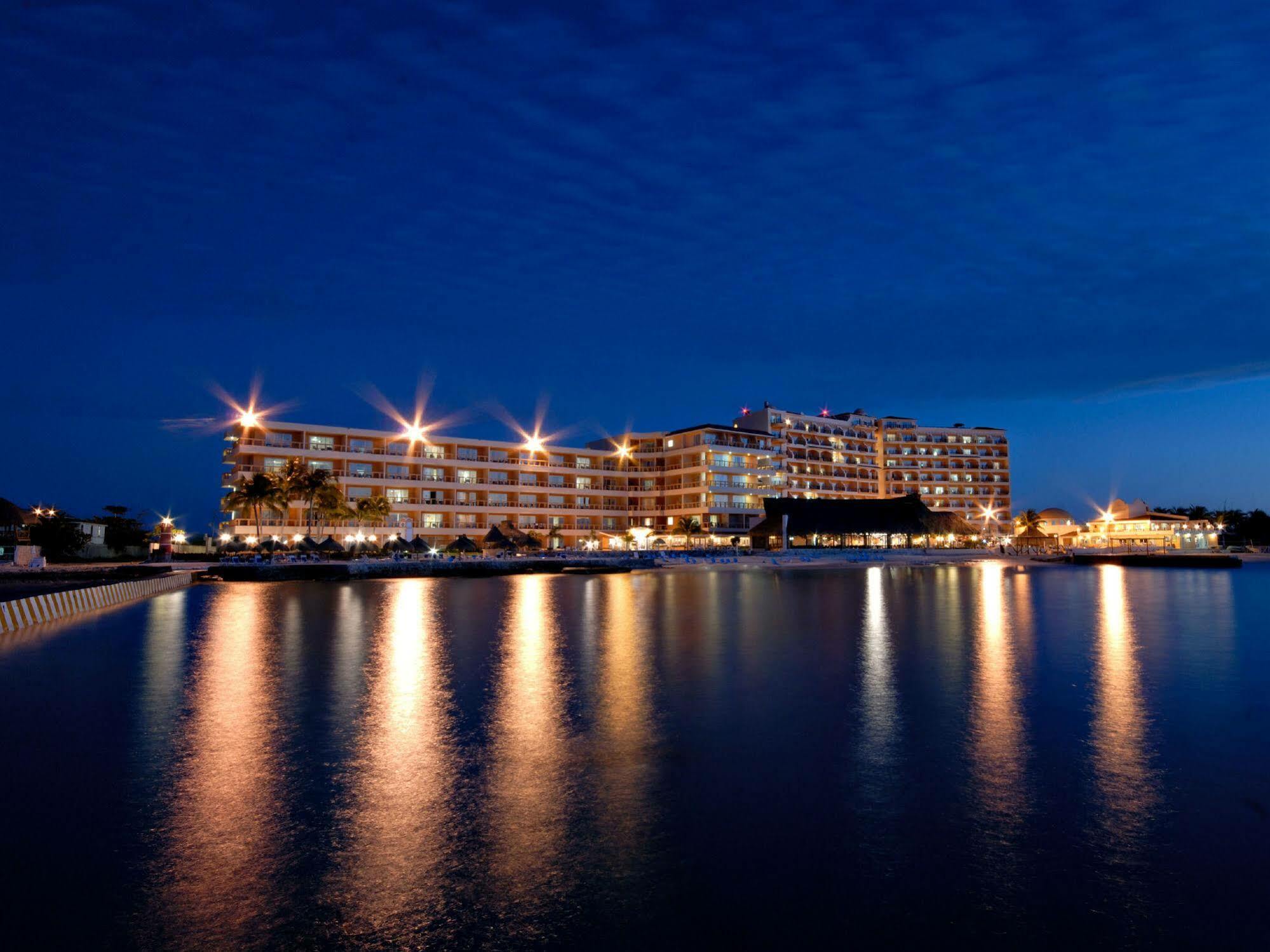 Hotelcoz All Inclusive Косумел Екстериор снимка
