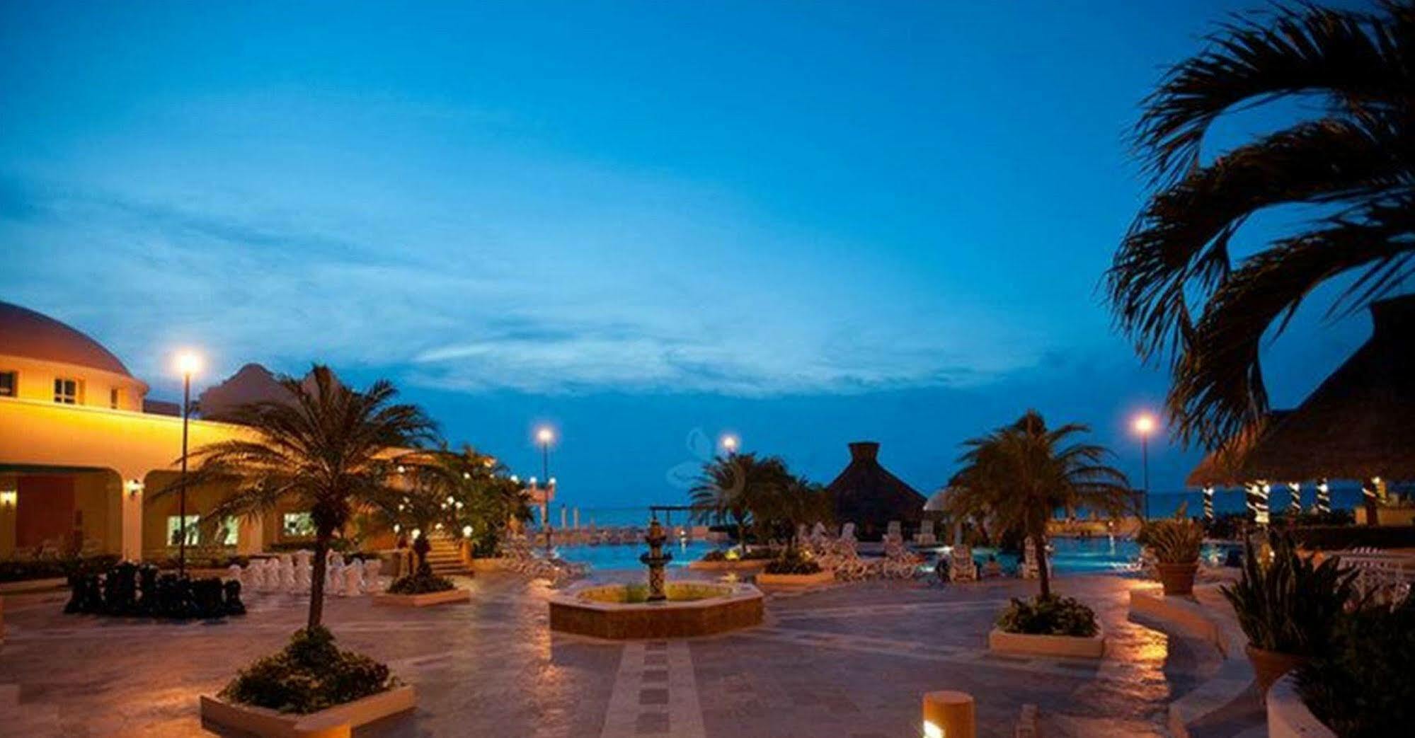Hotelcoz All Inclusive Косумел Екстериор снимка